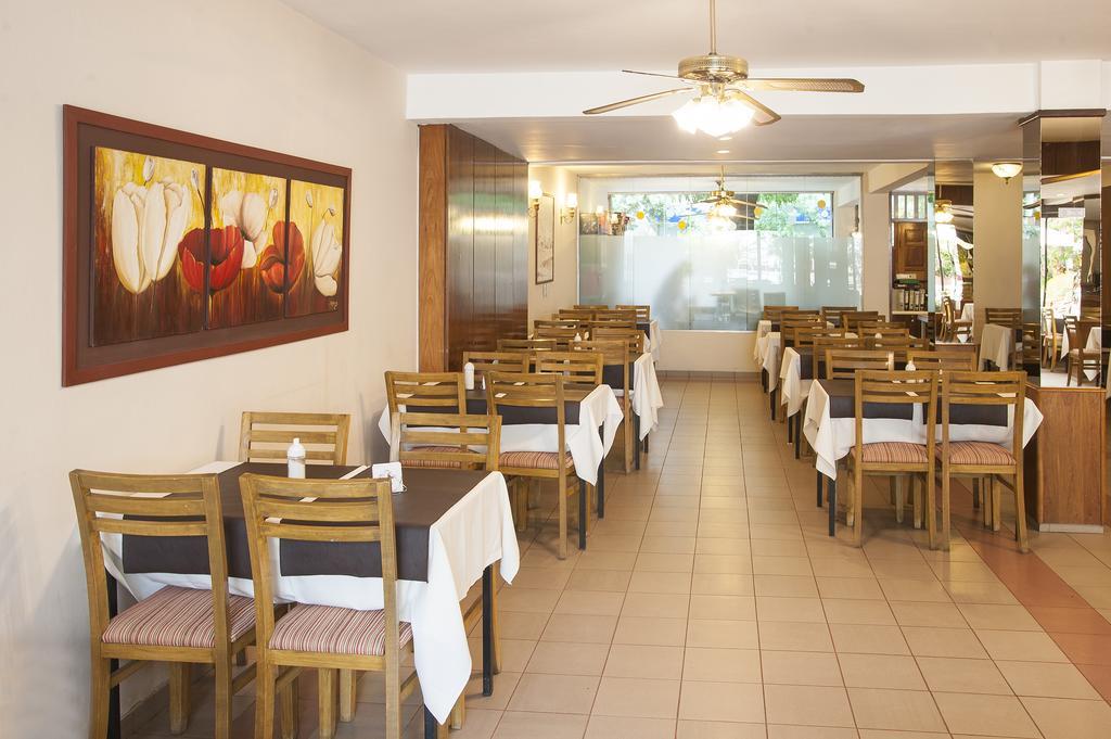 Hotel Carollo Mendoza Exterior photo